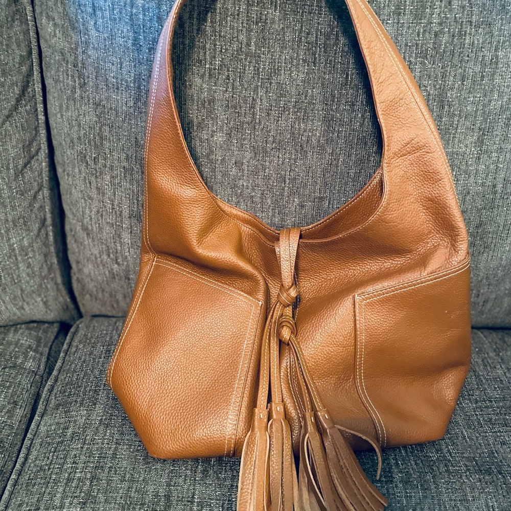 LAGGO HOBO BAG